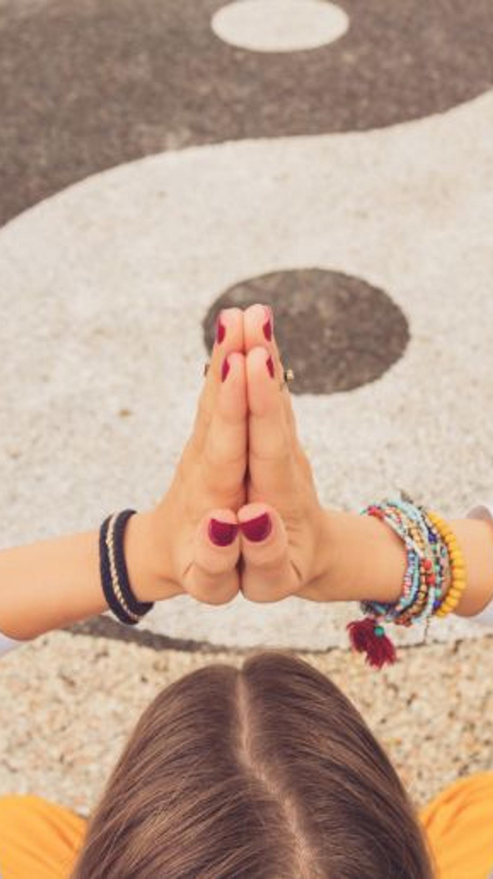 Juda mayda qizni katta xoroz sikadi